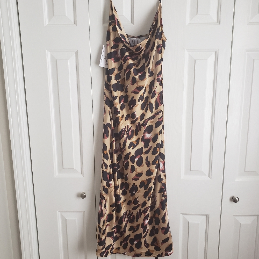 Gorgeous and sexy leopard slip dress.